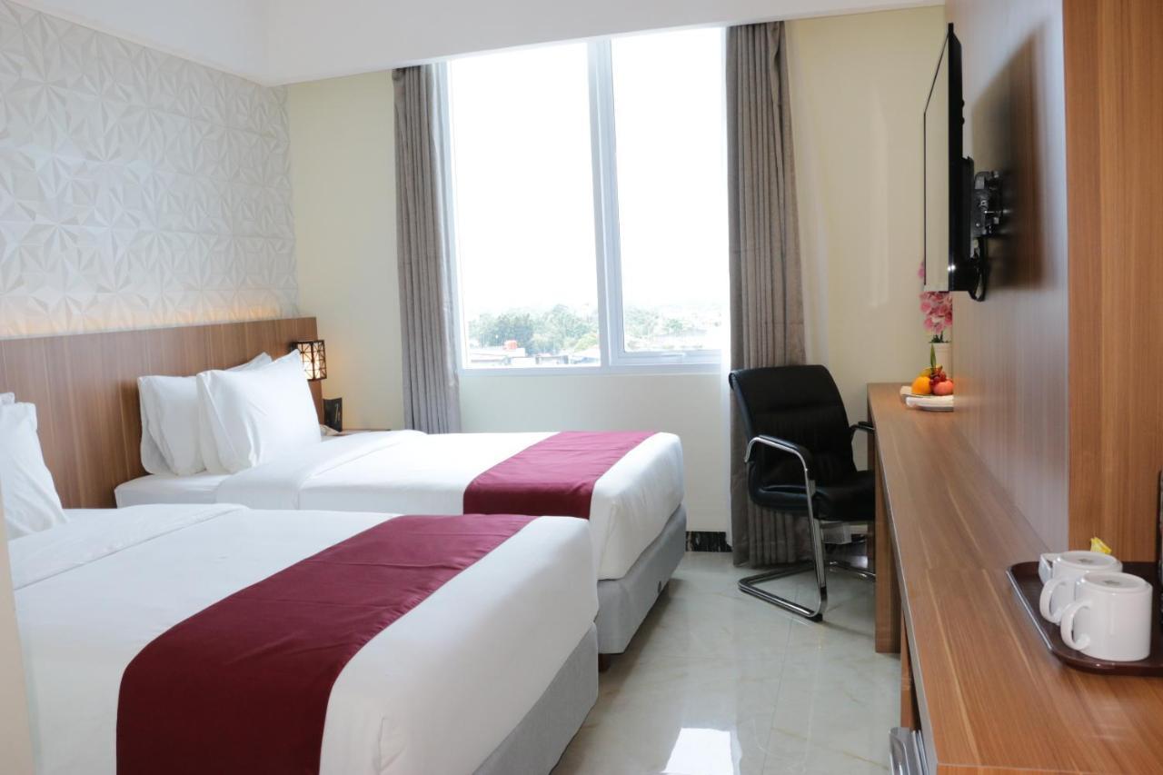 Horison Sentani Hotel Nefaar Exterior foto